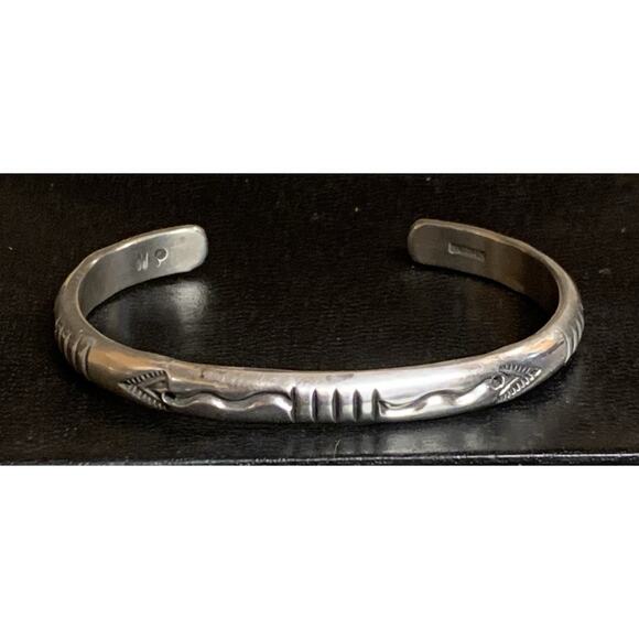 Handmade Native American Sterling Silver Cuff w/ Detailing by Neal Paquin - Picture 4 of 9